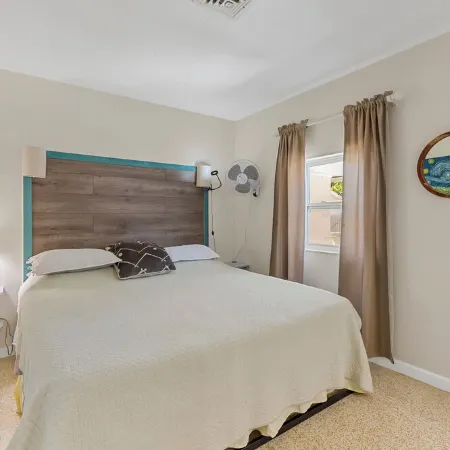 NOKOMIS BEACH BUNGALOW 227