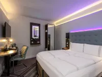 Premier Inn Nürnberg City Opernhaus Hotel Hotels in der Nähe von Brunnen Ehekarussell
