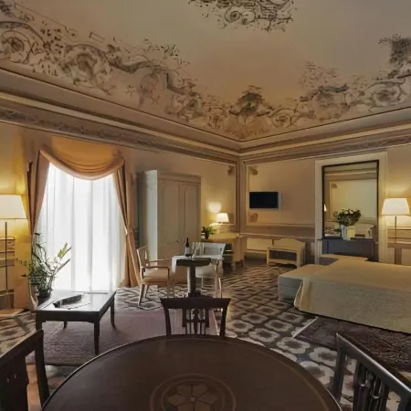 Hotel Manganelli Palace
