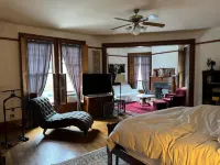 Haslett House - Homestays