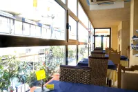 吉奧爾蓋蒂奧蘭治酒店 - 早餐