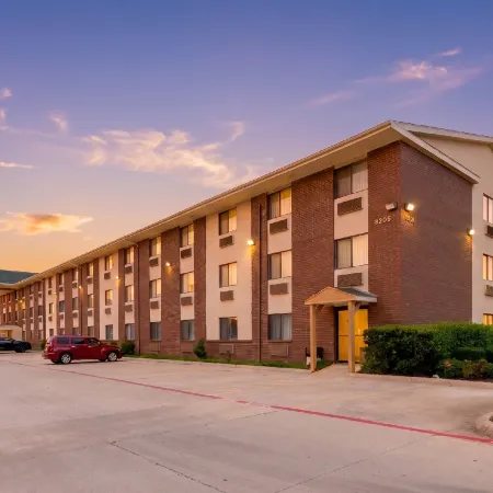 Quality Inn DFW Airport North