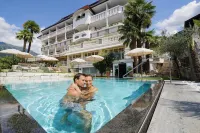 Hotel Bergland - piscine