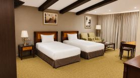Desert Inn Resort and Camp