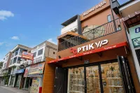 Hotel O near Universitas Sumatera Utara formerly Aljadid Guest House Pajus - 3-Star
