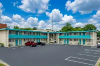 Carolina Inn Anderson Clemson Area - parking