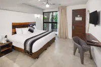 Sunday Hotel 52 at Playa del Carmen - Khách sạn giá rẻ