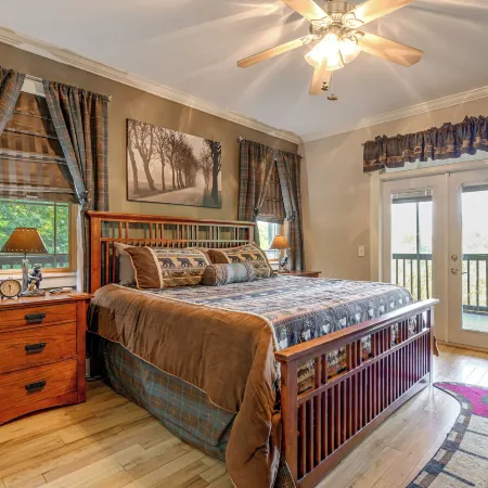 Hot Tub & Mtn Views: Beautiful Bryson City Home