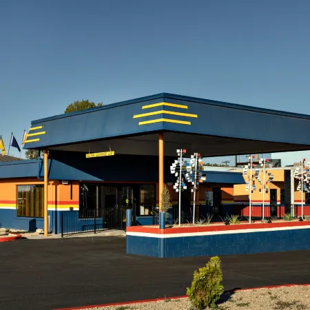 Americana Motor Hotel