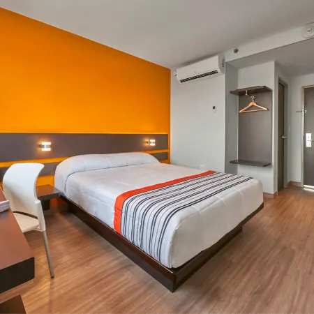City Express Junior by Marriott León Centro de Convenciones