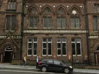 Malacuna Liverpool Hotels near FACT