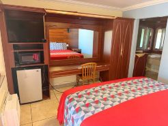 Lisa Apt Motel