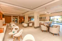 The Harbor Club St. Lucia, Curio Collecton by Hilton - breakfast
