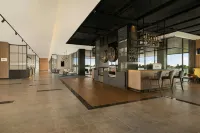 Four Points by Sheraton Pontianak - bar