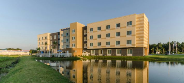 Fairfield Inn & Suites Panama City Beach Hotele w: Bay County
