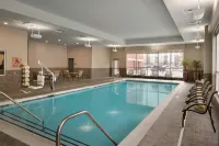 Embassy Suites by Hilton Chicago Naperville - Pools