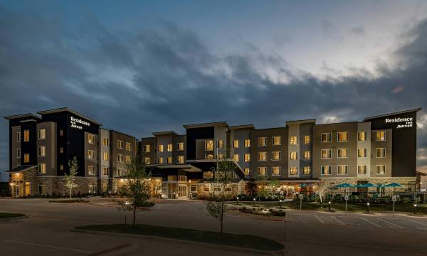 Residence Inn Dallas at the Canyon