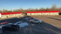 Moose Motel - parking