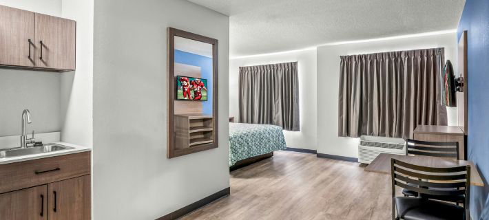 HomeTowne Studios Southfield Hotels in Oakland County