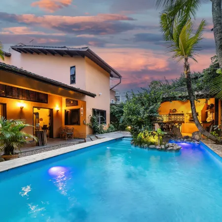 QG Guest House - Guarujá
