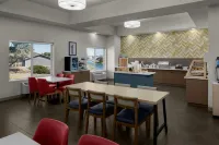 City Express by Marriott Redmond Airport - petit déjeuner