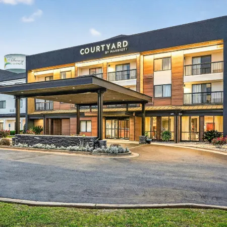 Courtyard Albany