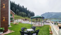 Hotel Glacier Heights - 2-Star