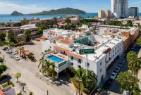Quality Inn Mazatlan - Cho phép mang theo thú cưng