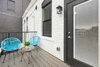 Ocala Downtown Square Apartment - balcón