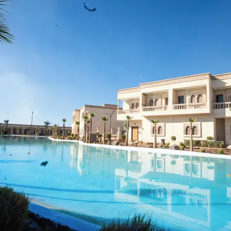 Rose Garden Resort & Spa