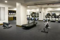 The Peregrine Omaha Downtown Curio Collection by Hilton - Gym
