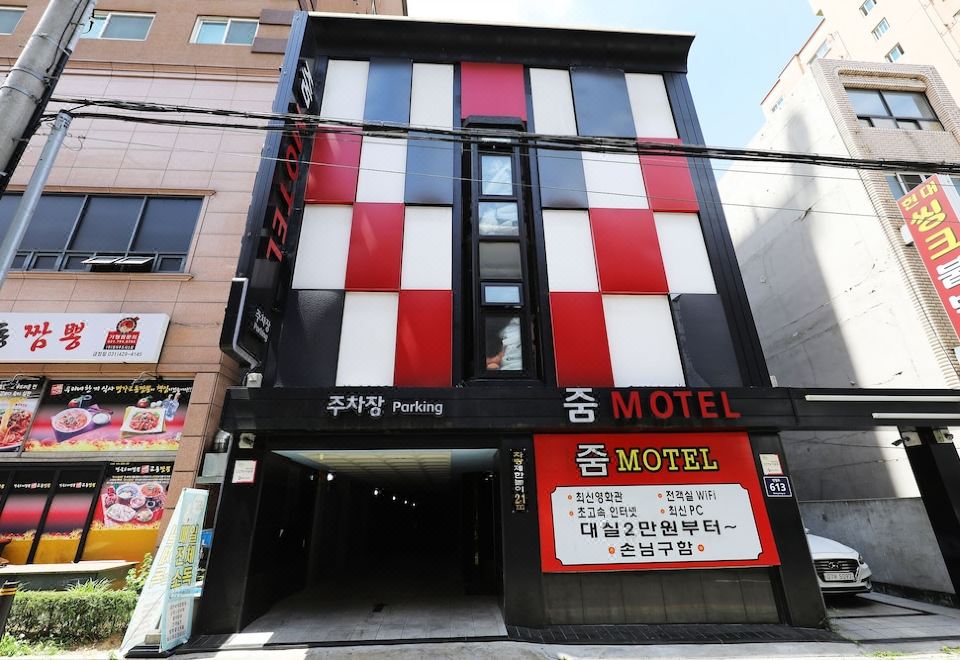 hotel overview picture