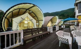 Hongcheon Arena Pension & Glamping (Private Bathroom, Ocean World)