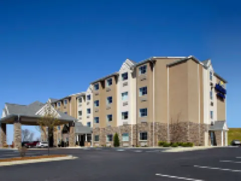Microtel Inn & Suites by Wyndham Wheeling at the Highlands Hotels in Ohio County