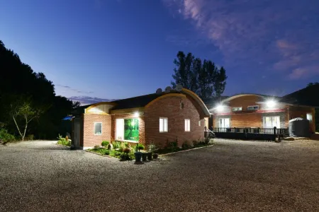 Asan Sanarem Pension Отели рядом со станцией Станция Чеонан-Асан (Оньянчхон)