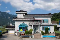 Namhae Badatga Byeoljang Pension