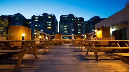 Weplestay Отели рядом с достопримечательностью «Драконный головный рок»