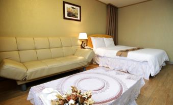 Onyang Herington Tourist Hotel