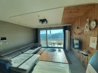 Yeongju Gumpanine Pension - Homestays