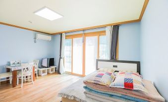 1. 산타루치아펜션..