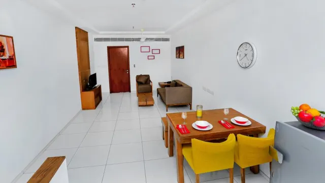 كينت باي ووتش سويتس الغرف Photos