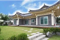 경주 둥지가족펜션 (Gyeongju Family Pension) 경주역 주변 호텔