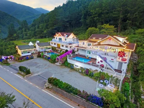 Gapyeong Vivid Spa Pension (Individual Hot Water Spa) Hotels in Gapyeong-gun