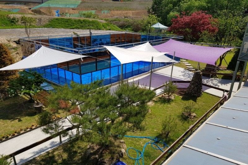 에버리움펜션 건물 외관