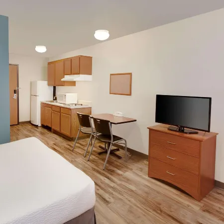 WoodSpring Suites Des Moines Pleasant Hill