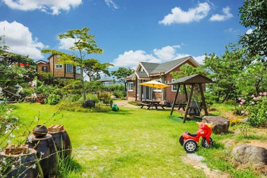 해남꼬꼬캠핑가든 정원 풍경