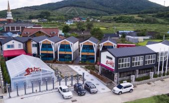 Gyeongju Silamasil Kids Pool Villa