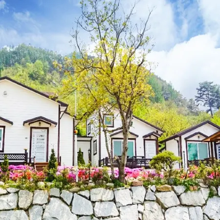 Muju Sandeul Pension