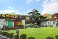 Muju Pine Tree House Pension Hotels near Deogyusan National Park