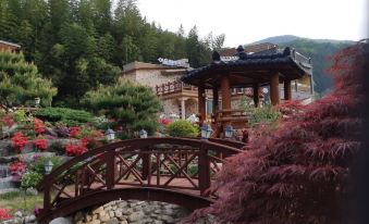Jangseong Eoullim Pyeonbaek Pension